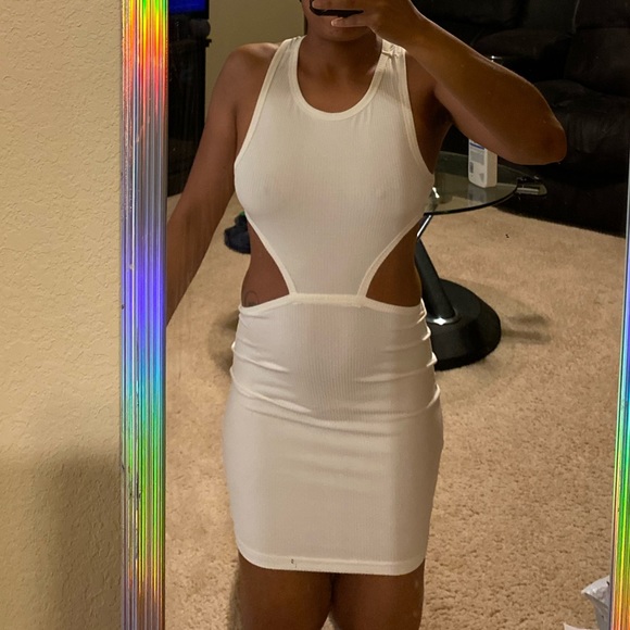 Brand new cut out bodycon dress - Picture 3 of 4